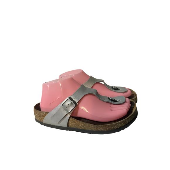 Birkenstock Gizeh Women's Sandals Size 37 Silver Size 7 US Distressed - Picture 1 of 8